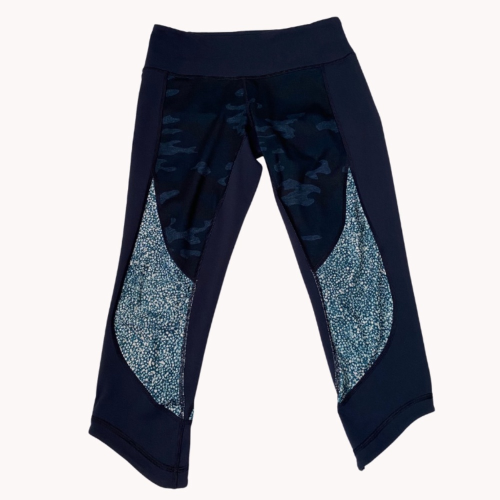 Lululemon Wunder Under Crop Blue Camo Lotus Leggings,  Size 6